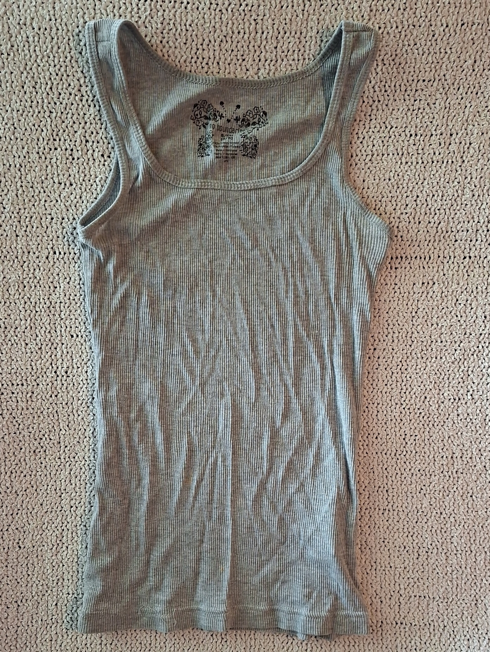 No Boundaries Women’s Ribbed Tank Top in Gray